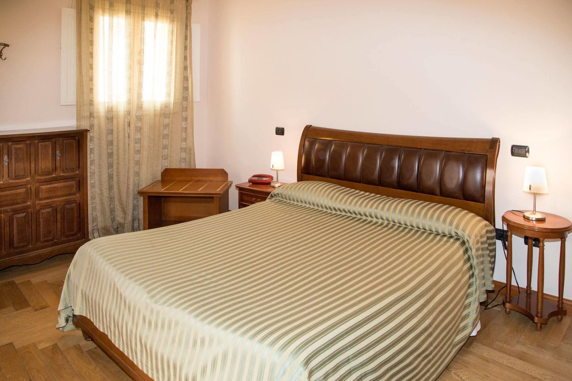 سيراكوزا Residence Acropoli المظهر الخارجي الصورة